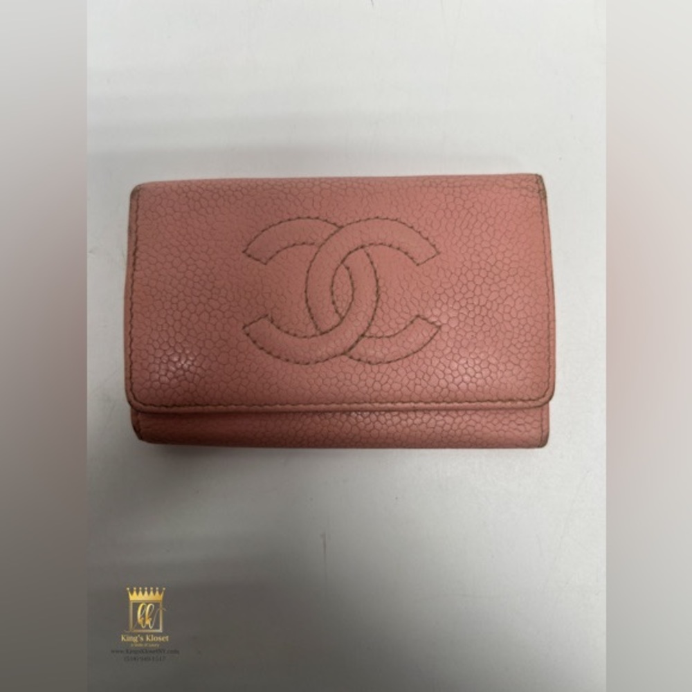 Chanel caviar key holder